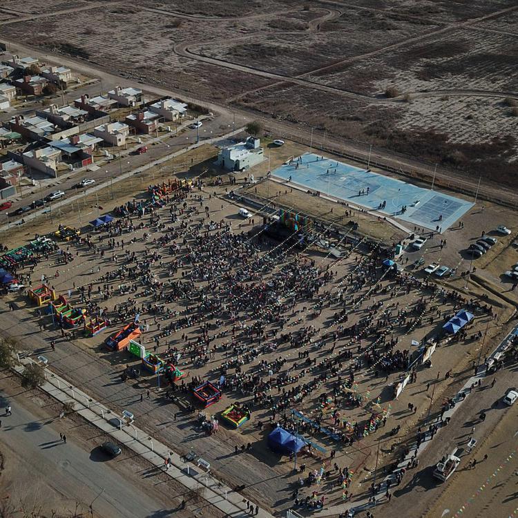 1bc9ebdd-44c1-41c0-ab8a-f8aaf1642606