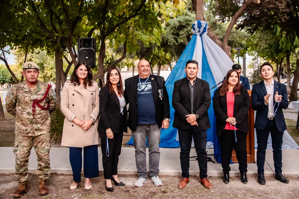 c72c1663-cb7e-48ff-b6a9-f5bea058c66f