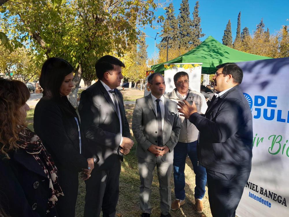 a85f2893-ea05-4c89-9b4c-a91f112c1f07