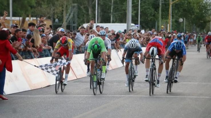 -2023-11-24_DEPORTES_-_Ciclismo_de_ruta_tras_el_ballotage_la_temporada_reanuda_con_la_Clásica_Mendoza__San_Juan