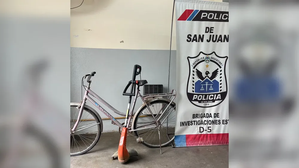 25c0c8bf-f7f7-4bcb-9fad-6132a61bf5de