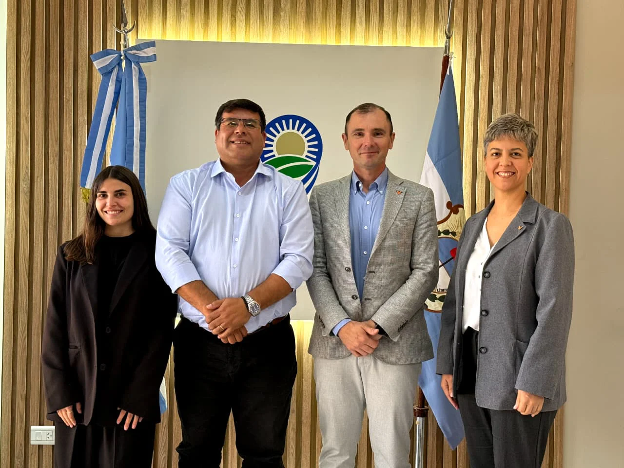 4e3e2aee-f676-4678-b976-31c6ea215820