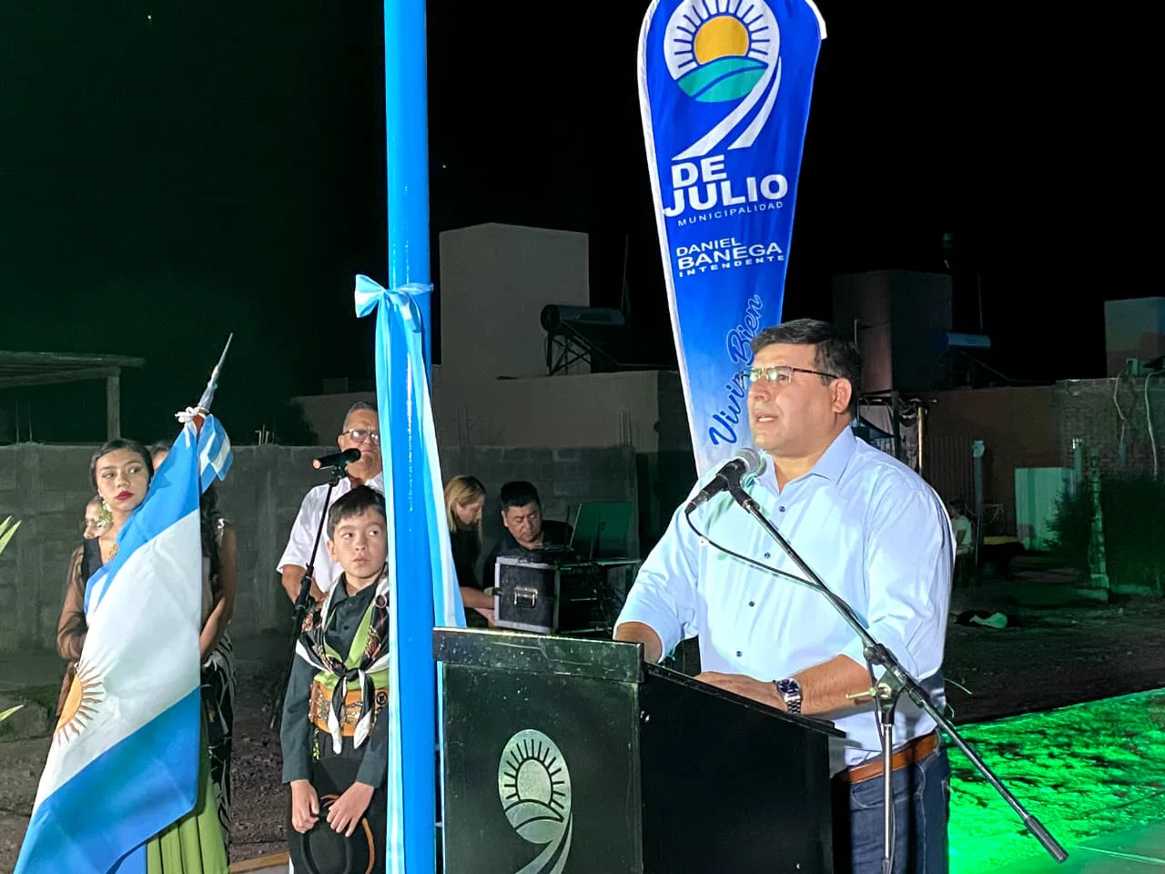 a8b37d7f-41ac-47a1-b13b-bcd037af172d