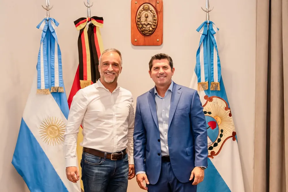 6ff9de94-a387-4414-b8c3-12d88dbaf8c4