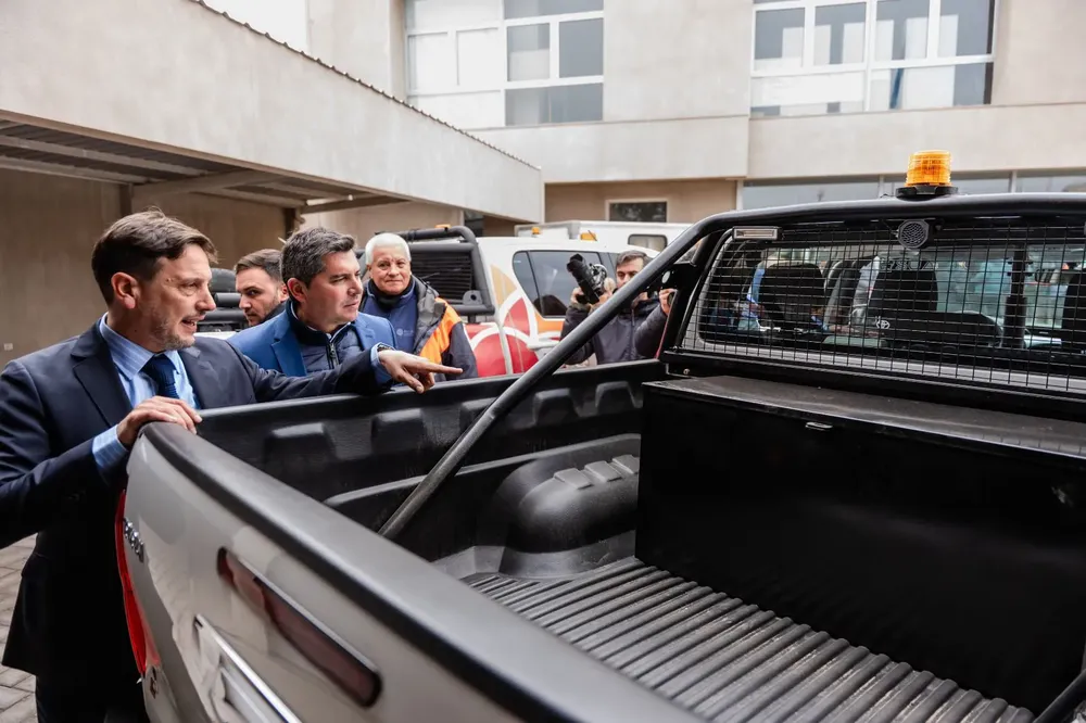 6f807046-6e40-47db-952c-047e8c875a58