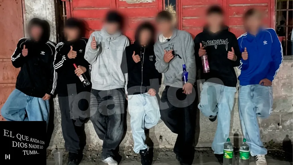 PLACA JOVENES