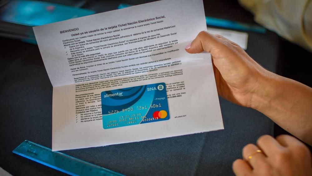 TARJETA ALIMENTAR