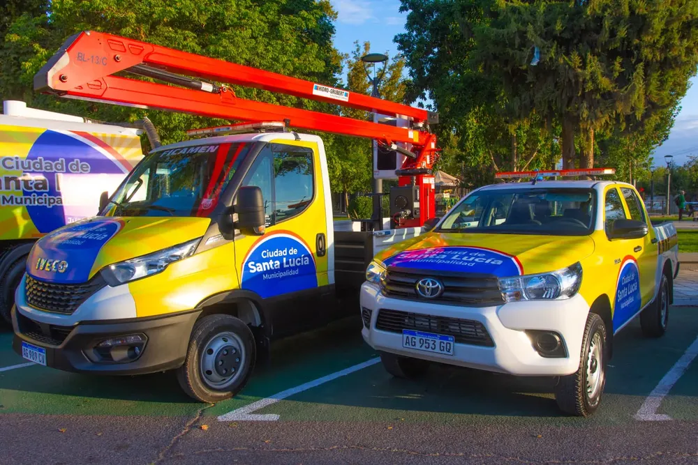 7da870d4-b361-41e2-a35f-5e61921990fb