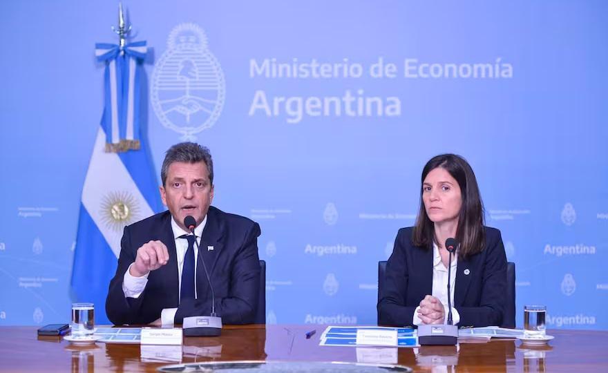 sergio-massa-y-fernanda-TC2MNMQ4JBE4RHIB7EGD4QZ2TM